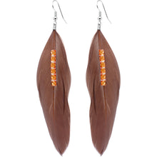 将图片加载到图库查看器，Tawny Feather and Crystal Earrings

