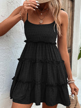 将图片加载到图库查看器，Elegant White Spaghetti Strap Dress Minimalist &amp; Chic Summer Essential Unique Retro Dress
