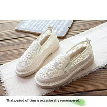 Load image into Gallery viewer, Fashion Lace Women Slippers Summer Beach Flower Sandals Flats Woman Shoes Casual Slide Sandals For Women Flip Flops Sandals Summer Lace-Up Closed Toe Comfortable Slip On Lace Sandals
