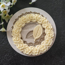 Load image into Gallery viewer, 3D Flower Silicone Mold Sugar Paste Fondant Cake Decor Tool Chocolate Cake Candy Fence Shaped Mold Baking Cake Moulds Mini Sizes Roses Flower Fondant Candy Silicone Mold
