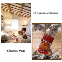 将图片加载到图库查看器，4-Pack: New Style Creative Doll Christmas Socks
