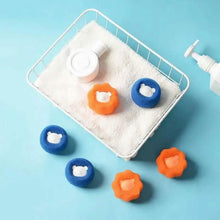 将图片加载到图库查看器，4-Pack: Reusable Laundry Lint Remover Balls
