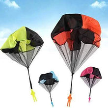 Load image into Gallery viewer, 4-Pack: Tangle Free Throwing Toy Parachute
