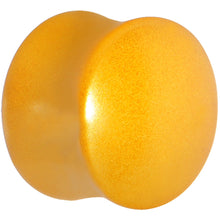 Load image into Gallery viewer, 5/8 Honey Yellow Metallic Pearl Acrylic Saddle Plug
