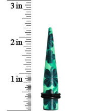 将图片加载到图库查看器，00G Green Acrylic Four Leaf Clover Field Taper
