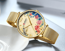 Load image into Gallery viewer, Womens Watches With Decoupage Flower Patterns And Details Of Large Roman Numbers

