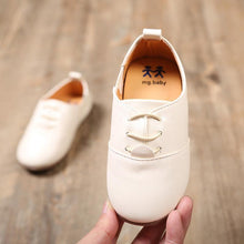 Load image into Gallery viewer, Luxury Leather Spring And Autumn Children Durable Shoe Boys And Girls Shoes Baby Walkers Casual Shoes
