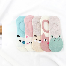 Load image into Gallery viewer, 5 Pairs Cute Animal Spring Women Cotton Boat Socks Set Korean Style Funny Cat Dog Panda Low Cut Ankle Short Socks
