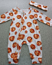 Load image into Gallery viewer, Baby Girls Footies Floral Print Ruffles Single Breasted Playsuit Headband Clothes Outfits For Girls with Bow Floral Printed
