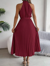 Load image into Gallery viewer, Cute Pink Sleeveless Midi Dress Elegant &amp; Flowy Girls Dress Beautiful Design
