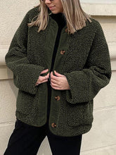 Load image into Gallery viewer, Modern Cozy Women Luxuriously Cozy Contrast Button Up Sherpa Jacket with Pockets For Fall &amp; Winter
