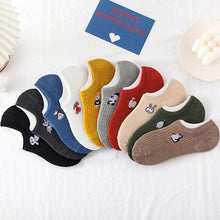 Load image into Gallery viewer, 5 Pairs 3D Cartoon Harajuku Cat Cute Heart Invisible Cotton Socks Casual Boat Socks Funny Girl Ankle Sock Set for Women
