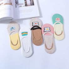 Load image into Gallery viewer, 5 Pairs/Lot Cute Harajuku Animal Women Socks Set Funny Spring Cat Dog Rabbit Panda Low Cut Short Sock Happy
