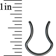将图片加载到图库查看器，16G 5/8 Black Anodized Titanium Septum Retainer
