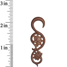 Load image into Gallery viewer, 6G Organic Wood Climbing Lotus Flower Hand Carved Hanger Set
