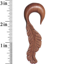 Load image into Gallery viewer, 7/16 Organic Wood Leaf in the Wind Hand Carved Hanger Set
