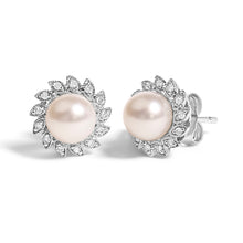 将图片加载到图库查看器，10K White Gold Heirloom-Style Pearl and Diamond Accent Halo Stud Earrings (I-J color, I1-I2 Clarity)
