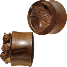 将图片加载到图库查看器，7/8 Organic Wood Squirrels Gone Nuts Saddle Plug Set
