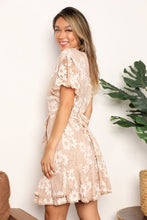 将图片加载到图库查看器，Romantic Floral Sleeve Mini Dress Elegant &amp; Feminine Tie-Waist Dress Simple Elegant Girls Summer Dress
