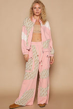 Load image into Gallery viewer, Modern Women Pink Applique Patchwork Zip-Up Jacket Artistic Details And Functional Design
