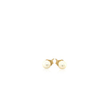 将图片加载到图库查看器，14k Yellow Gold Freshwater Cultured White Pearl Stud Earrings (4.0 mm)
