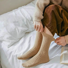 Load image into Gallery viewer, 6-Pairs: Thick &amp; Warm Cream Color Sock
