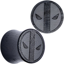 将图片加载到图库查看器，Licensed Marvel Deadpool Iron Wood Saddle Plug Set
