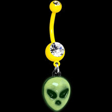 将图片加载到图库查看器，Clear Gem Yellow Glow in the Dark Grumpy Alien Dangle Belly Ring
