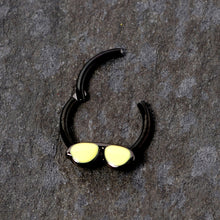 将图片加载到图库查看器，16G 3/8 Black Yellow Aviator Sunglasses Hinged Segment Ring
