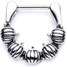 Load image into Gallery viewer, 16G 5/16 Pumpkin Patch Halloween Septum Clicker
