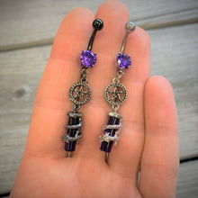 将图片加载到图库查看器，Purple CZ Gem Witch Way Dragon Pentagram Dangle Belly Ring
