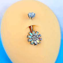 将图片加载到图库查看器，Clear Aurora CZ Gem Flower Belly Ring
