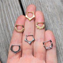 Load image into Gallery viewer, 16G 5/16 Textured Arc Septum Clicker

