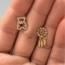 Load image into Gallery viewer, 16G 1/4 Clear Gem Gold Tone Teddy Bear Cartilage Tragus
