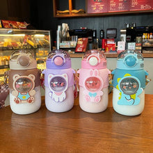 将图片加载到图库查看器，700ml Kids Water Bottle for School Boys Girl Cup With Straw BPA Free Cute Cartoon Leakproof Mug Portable Travel Drinking Water Bottle with Strap and Stickers Portable Leakproof BPA-Free Drinking Bottle for Girls School Outdoor Sports Travel
