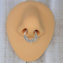 Load image into Gallery viewer, 16G 3/8 Clear Gem Foxy Floral Hinged Segment Ring
