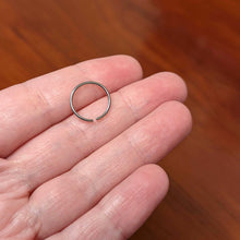 Load image into Gallery viewer, 18G 1/2 Grade 23 Titanium Bendable Hoop Ring

