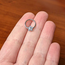 将图片加载到图库查看器，16G 3/8 Snowflake Blues Christmas Hinged Segment Ring
