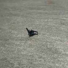 将图片加载到图库查看器，20G 1/4 Clear Gem Black Night Palm Tree Dangle Nose Bone
