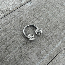 Load image into Gallery viewer, 16G 3/8 Textured Blooming Flowers Horseshoe Circular Barbell
