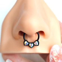 将图片加载到图库查看器，16G 3/8 Aurora Gem Black Rococo Trio Heart Hinged Segment Ring
