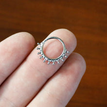 将图片加载到图库查看器，16G 3/8 Splatter Effect Hinged Segment Ring
