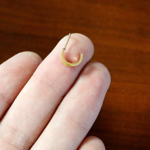 Load image into Gallery viewer, 20G 1/4 Gold Tone Simply Smooth Faux Hoop L Shape Nose Ring

