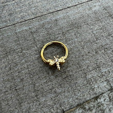 Load image into Gallery viewer, 16G 3/8 Clear Gem Gold Tone Flying Dragonfly Hinged Segment Ring
