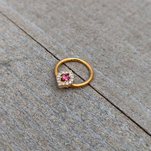 将图片加载到图库查看器，16G 3/8 Clear Pink Gem Gold Tone Open Eye Hinged Segment Ring
