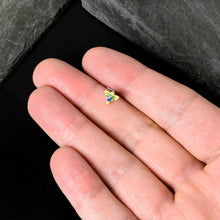 Load image into Gallery viewer, 20G 7mm Blue Gem Tropic Fan L Shape Nose Ring
