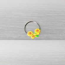 Load image into Gallery viewer, 16G 3/8 Happy Yellow Sunflower Trio Hinged Segment Ring
