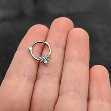 Load image into Gallery viewer, 16G 5/16 Clear Gem Bee Glamour Cartilage Clicker
