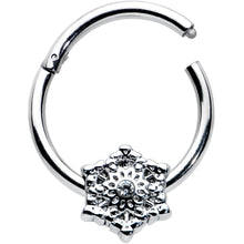 将图片加载到图库查看器，16G 3/8 Clear Gem Filigree Winter Snowflake Hinged Segment Ring
