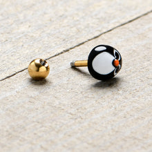 将图片加载到图库查看器，16G 1/4 Gold Tone Round Penguin Face Holiday Cartilage Earring
